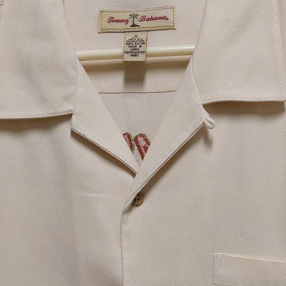 Vintage 90’s Tommy Bahama Cream 100% Silk S/S Camp Shirt w/Paradise Grand Prix - Picture 6 of 8